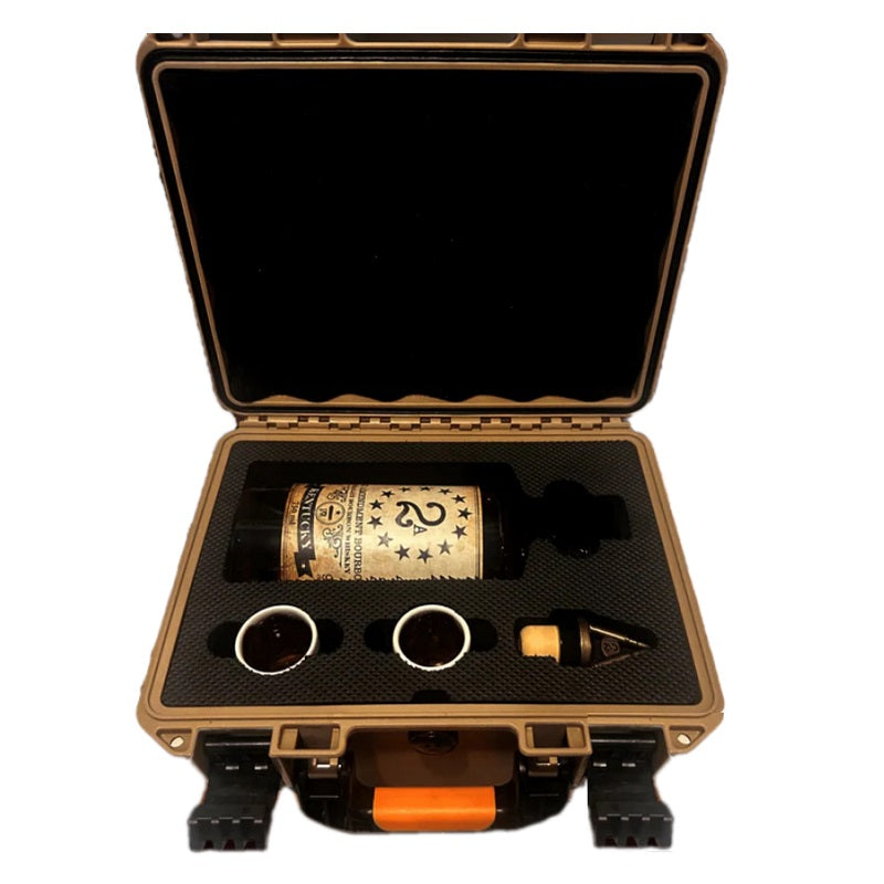 2nd Amendment Bourbon Smith & Wesson Gun Case