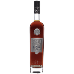 Roble Viejo Ultra Anejo Rum 700ml