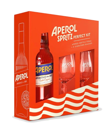 Aperol Aperitivo Liqueur  with 2 Spritz Glasses