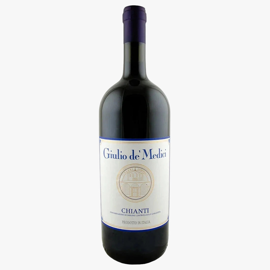 A bottle of Giulio de' Medici Chianti red wine, featuring a dark glass bottle with a white and blue label and a dark purple capsule, isolated on a white background.