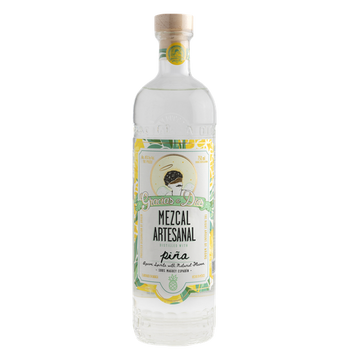 Gracias a Dios Pina Mezcal