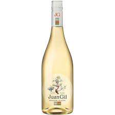 Juan Gil Low Calorie White Blend